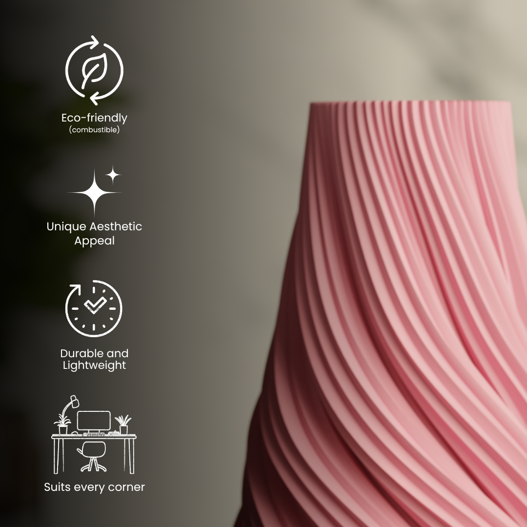 Creamelle Vase