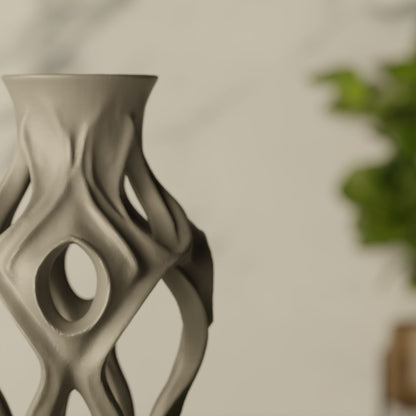 Zenvelle Vases
